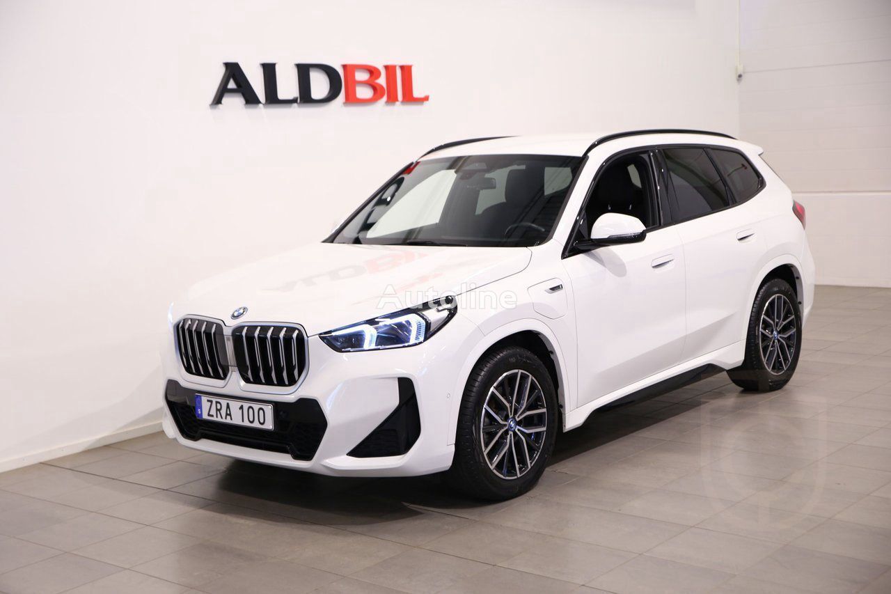 کراس اوور BMW X1