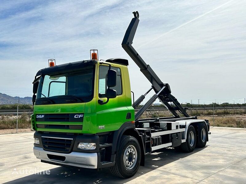 تریلی دارای بالابر قلابی DAF CF 85.360 6X2